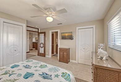 Lake House Siesta Key Beach Penthouse Miles of Gulf and Beach Views Large 4 Bed 3 Bath , , on  in Florida - Lakehouse Vacation Rental - Lake Home for rent on LakeHouseVacations.com