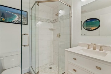 Lake House Your Cozy Beach Getaway 2 Bed 2 Bath Siesta Key Condo Walk to Beach, , on  in Florida - Lakehouse Vacation Rental - Lake Home for rent on LakeHouseVacations.com