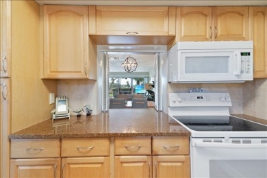 Lake House Your Cozy Beach Getaway 2 Bed 2 Bath Siesta Key Condo Walk to Beach, , on  in Florida - Lakehouse Vacation Rental - Lake Home for rent on LakeHouseVacations.com