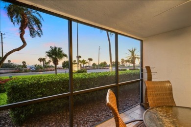 Lake House Your Cozy Beach Getaway 2 Bed 2 Bath Siesta Key Condo Walk to Beach, , on  in Florida - Lakehouse Vacation Rental - Lake Home for rent on LakeHouseVacations.com