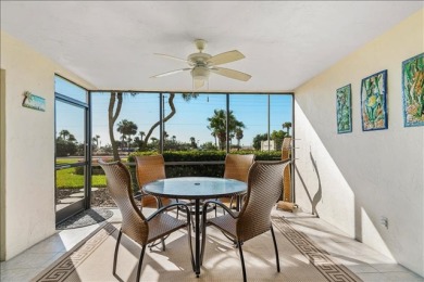 Lake House Your Cozy Beach Getaway 2 Bed 2 Bath Siesta Key Condo Walk to Beach, , on  in Florida - Lakehouse Vacation Rental - Lake Home for rent on LakeHouseVacations.com