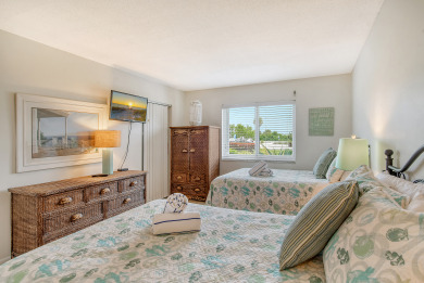 Lake House Serene Gulf View Living Spacious 2 Bed 2 Bath Siesta Key Beach Condo, , on  in Florida - Lakehouse Vacation Rental - Lake Home for rent on LakeHouseVacations.com