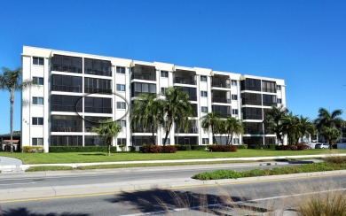 Lake House Siesta Key Gem 2 Bed 2 Bath Condo with Full Views Steps to Beach, , on  in Florida - Lakehouse Vacation Rental - Lake Home for rent on LakeHouseVacations.com