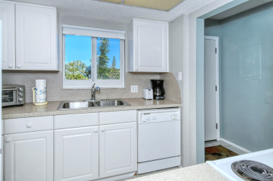 Lake House Sunny Siesta Key 1 Bed 1 Bath with Gulf Views Steps to Beach, , on  in Florida - Lakehouse Vacation Rental - Lake Home for rent on LakeHouseVacations.com