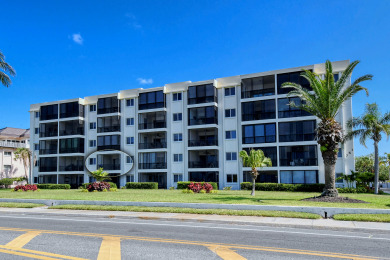 Lake House Sunny Siesta Key 1 Bed 1 Bath with Gulf Views Steps to Beach, , on  in Florida - Lakehouse Vacation Rental - Lake Home for rent on LakeHouseVacations.com