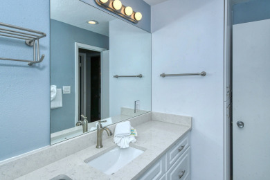 Lake House Sunny Siesta Key 1 Bed 1 Bath with Gulf Views Steps to Beach, , on  in Florida - Lakehouse Vacation Rental - Lake Home for rent on LakeHouseVacations.com