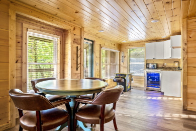 Lake House Cozy Couple Escape Close to Downtown - New Remodel!, , on Gatlinburg in Tennessee - Lakehouse Vacation Rental - Lake Home for rent on LakeHouseVacations.com