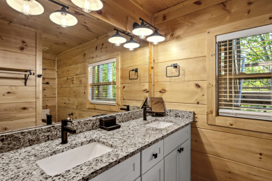 Lake House Cozy Couple Escape Close to Downtown - New Remodel!, , on Gatlinburg in Tennessee - Lakehouse Vacation Rental - Lake Home for rent on LakeHouseVacations.com