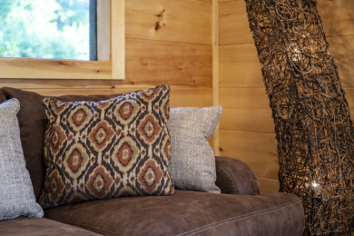 Lake House Cozy Couple Escape Close to Downtown - New Remodel!, , on Gatlinburg in Tennessee - Lakehouse Vacation Rental - Lake Home for rent on LakeHouseVacations.com