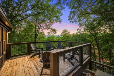 Lake House Cozy Couple Escape Close to Downtown - New Remodel!, , on Gatlinburg in Tennessee - Lakehouse Vacation Rental - Lake Home for rent on LakeHouseVacations.com