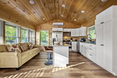 Lake House Cozy Couple Escape Close to Downtown - New Remodel!, , on Gatlinburg in Tennessee - Lakehouse Vacation Rental - Lake Home for rent on LakeHouseVacations.com