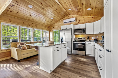 Lake House Cozy Couple Escape Close to Downtown - New Remodel!, , on Gatlinburg in Tennessee - Lakehouse Vacation Rental - Lake Home for rent on LakeHouseVacations.com