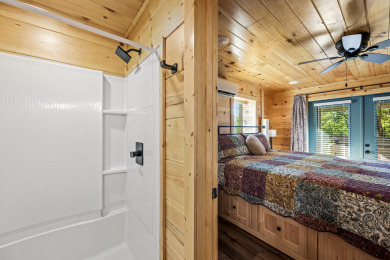 Lake House Cozy Couple Escape Close to Downtown - New Remodel!, , on Gatlinburg in Tennessee - Lakehouse Vacation Rental - Lake Home for rent on LakeHouseVacations.com