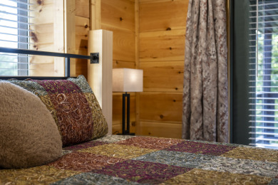 Lake House Cozy Couple Escape Close to Downtown - New Remodel!, , on Gatlinburg in Tennessee - Lakehouse Vacation Rental - Lake Home for rent on LakeHouseVacations.com
