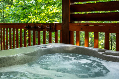 Lake House 3BR Lodge near Gatlinburg Arts & Crafts with Game Room & Hot Tub!, , on Gatlinburg in Tennessee - Lakehouse Vacation Rental - Lake Home for rent on LakeHouseVacations.com
