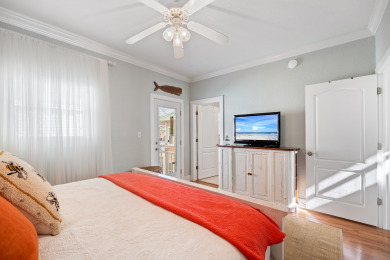 Lake House Cozy Coastal Cottage Is Extra Nice & 3 Minutes To Beaches! , , on Gulf of Mexico - Pensacola in Florida - Lakehouse Vacation Rental - Lake Home for rent on LakeHouseVacations.com