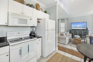 Lake House Cozy Coastal Cottage Is Extra Nice & 3 Minutes To Beaches! , , on Gulf of Mexico - Pensacola in Florida - Lakehouse Vacation Rental - Lake Home for rent on LakeHouseVacations.com