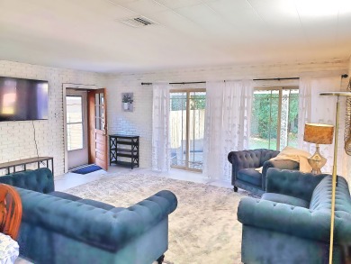 Lake House Airfield Escape Perfect for TDY stays! 30 night minimum , , on Gulf of Mexico - Biloxi in Mississippi - Lakehouse Vacation Rental - Lake Home for rent on LakeHouseVacations.com