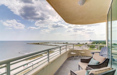 Lake House 704OC Enjoy Panoramic view of the Gulf! 