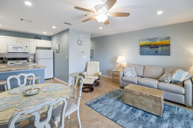 Lake House Vacations Are Grand At Grand Caribbean East! Specializing In Vacay Getaway, , on Gulf of Mexico - Pensacola in Florida - Lakehouse Vacation Rental - Lake Home for rent on LakeHouseVacations.com