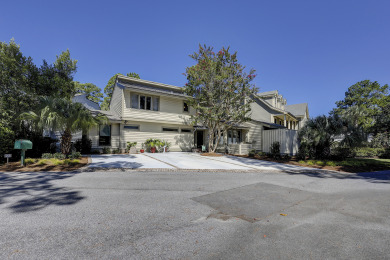 Lake House 22 Windjammer Court - Spring Specials - 3 bedroom Townhome near Harbour Town!, , on Atlantic Ocean - Hilton Head Island in South Carolina - Lakehouse Vacation Rental - Lake Home for rent on LakeHouseVacations.com