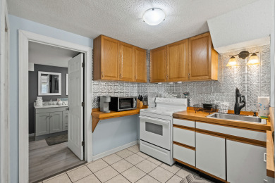 Lake House Margaritaville - Beautiful Beach Getaway, , on Atlantic Ocean - Surfside Beach in South Carolina - Lakehouse Vacation Rental - Lake Home for rent on LakeHouseVacations.com