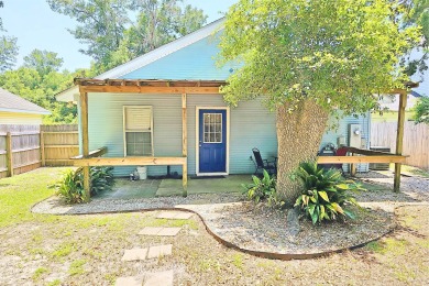 Lake House 24th Street Nestled in the heart of Gulfport, MS 