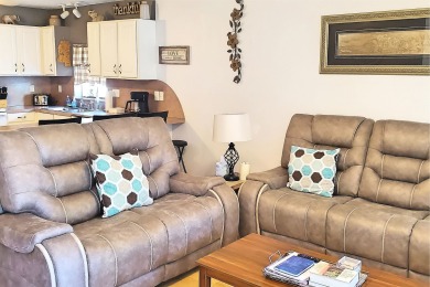 Lake House 24th Street Nestled in the heart of Gulfport, MS 
