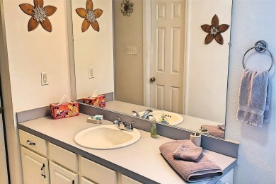 Lake House 24th Street Nestled in the heart of Gulfport, MS 