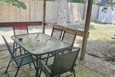 Lake House 24th Street Nestled in the heart of Gulfport, MS 