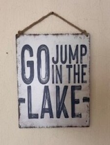 Lakehouse Vacation Rental - Lake Homes for rent on LakeHouseVacations.com, Lake property, Lake House Lake House Cozy Beach Cottage On Charming Lake, , on Klinger Lake in Michigan - Lakehouse Vacation Rental - Lake Home for rent on LakeHouseVacations.com