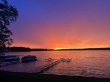 Lakehouse Vacation Rental - Lake Homes for rent on LakeHouseVacations.com, Lake property, Lake House Lake House Cozy Beach Cottage On Charming Lake, Beautiful sunset views., on Klinger Lake in Michigan - Lakehouse Vacation Rental - Lake Home for rent on LakeHouseVacations.com