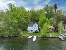 Lakehouse Vacation Rental - Lake Homes for rent on LakeHouseVacations.com, Lake property, Lake House Lake House Rare Opportunity At West Hill , , on West Hill Lake in Connecticut - Lakehouse Vacation Rental - Lake Home for rent on LakeHouseVacations.com
