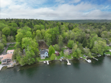 Lakehouse Vacation Rental - Lake Homes for rent on LakeHouseVacations.com, Lake property, Lake House Lake House Rare Opportunity At West Hill , , on West Hill Lake in Connecticut - Lakehouse Vacation Rental - Lake Home for rent on LakeHouseVacations.com