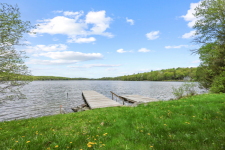 Lakehouse Vacation Rental - Lake Homes for rent on LakeHouseVacations.com, Lake property, Lake House Lake House Rare Opportunity At West Hill , , on West Hill Lake in Connecticut - Lakehouse Vacation Rental - Lake Home for rent on LakeHouseVacations.com