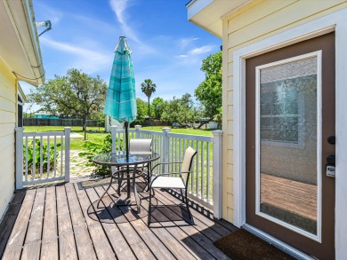 Lake House 2 bed 1 bath, huge yard, screened porch with ceiling fans, near the boat ramp, , on  in Texas - Lakehouse Vacation Rental - Lake Home for rent on LakeHouseVacations.com