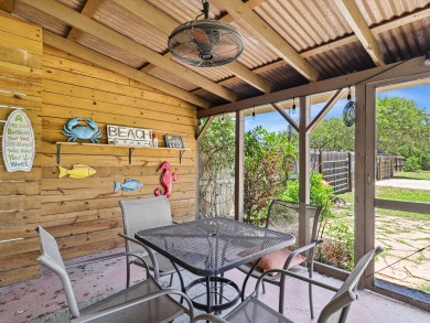 Lake House 2 bed 1 bath, huge yard, screened porch with ceiling fans, near the boat ramp, , on  in Texas - Lakehouse Vacation Rental - Lake Home for rent on LakeHouseVacations.com