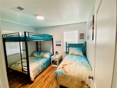 Lake House Boat Parking, Huge yard, 3 bedrooms, 2 baths, Close to Fishing and the Beach, , on  in Texas - Lakehouse Vacation Rental - Lake Home for rent on LakeHouseVacations.com
