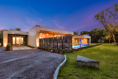 Lake House Above Pinnacle I Modern Luxury Pool&ampSpa Casita I Events I Services, , on  in Texas - Lakehouse Vacation Rental - Lake Home for rent on LakeHouseVacations.com