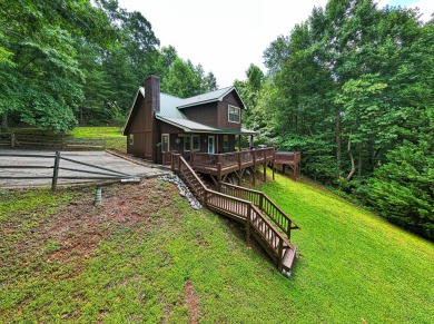 Lake House Intro Rate Hiking, biking, rafting, apple picking, and seeing the leaves, , on  in Georgia - Lakehouse Vacation Rental - Lake Home for rent on LakeHouseVacations.com