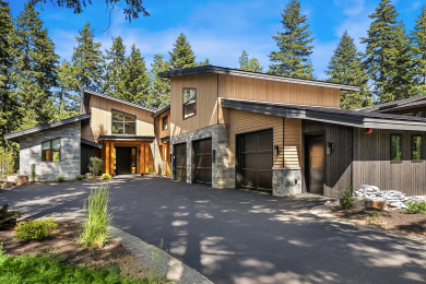 Lake House Exquisite Spa Inspired Retreat! Wet Sauna Room*Garage Game Room*Hot Tub! , , on  in Washington - Lakehouse Vacation Rental - Lake Home for rent on LakeHouseVacations.com