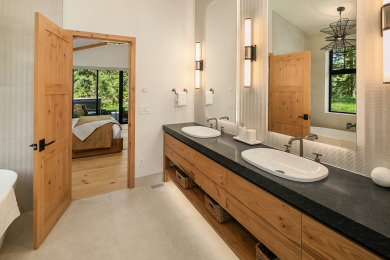 Lake House Exquisite Spa Inspired Retreat! Wet Sauna Room*Garage Game Room*Hot Tub! , , on  in Washington - Lakehouse Vacation Rental - Lake Home for rent on LakeHouseVacations.com
