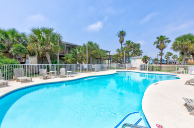 Lake House Off the Hook...Best location on the Island! Pool & Golf Cart Accessible, , on  in Texas - Lakehouse Vacation Rental - Lake Home for rent on LakeHouseVacations.com
