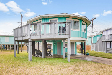 Lake House Community pool, outdoor spaces, close to beach!, , on  in Texas - Lakehouse Vacation Rental - Lake Home for rent on LakeHouseVacations.com