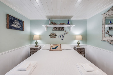 Lake House Cute Port A cottage near the beach!, , on  in Texas - Lakehouse Vacation Rental - Lake Home for rent on LakeHouseVacations.com