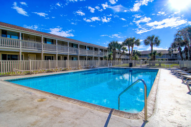 Lake House Located right by the large heated pool. Only a block to the beach!, , on  in Texas - Lakehouse Vacation Rental - Lake Home for rent on LakeHouseVacations.com