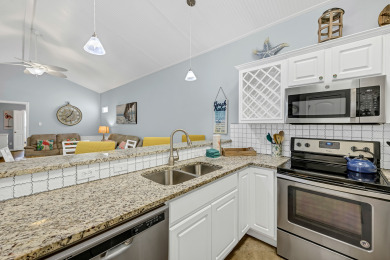 Lake House Beautifully furnished townhome, large community pool, , on  in Texas - Lakehouse Vacation Rental - Lake Home for rent on LakeHouseVacations.com