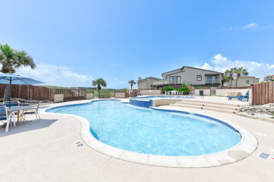 Lake House Beachfront, community pool & hot tub, EV charger!, , on  in Texas - Lakehouse Vacation Rental - Lake Home for rent on LakeHouseVacations.com