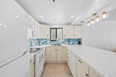 Lake House GS 401 Sunny Side Up - *EXTERIOR RENOVATIONS*, , on  in Florida - Lakehouse Vacation Rental - Lake Home for rent on LakeHouseVacations.com