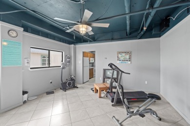 Lake House GS 401 Sunny Side Up - *EXTERIOR RENOVATIONS*, , on  in Florida - Lakehouse Vacation Rental - Lake Home for rent on LakeHouseVacations.com